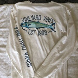 Vineyard Vines long sleeved T-shirt XS